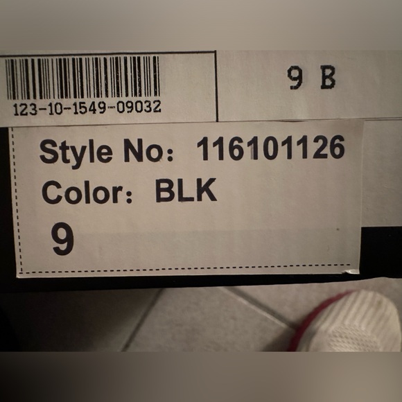 N.Y.L.A booties (new) - Picture 13 of 13